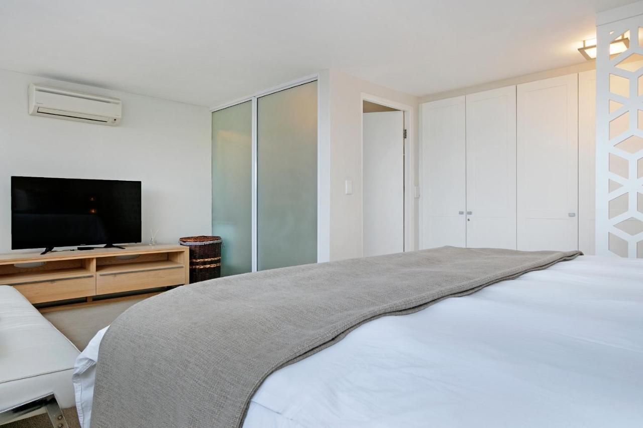 Sunset Bay - Chic With Ocean Views Cape Town